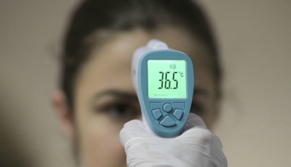 Testhőmérséklet mérés a Fürdőbe történő belépéskor